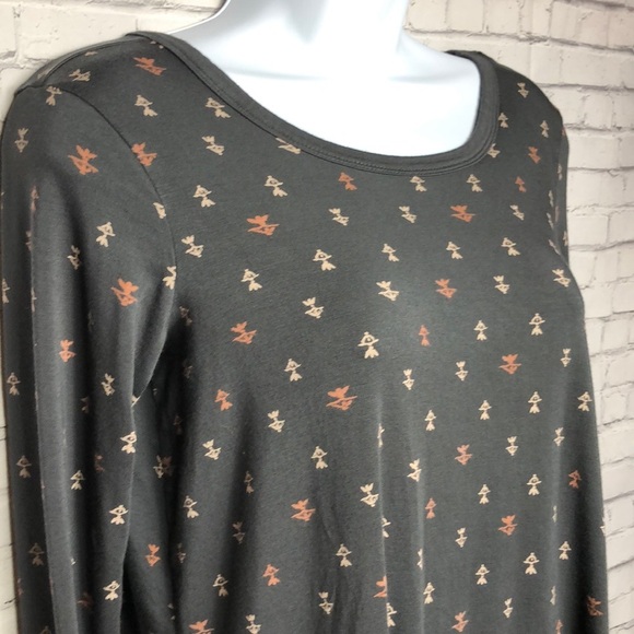 Billabong Tops - Billabong Long Sleeve Print Tunic Gray Size Small